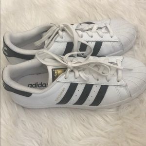Like new adidas superstars